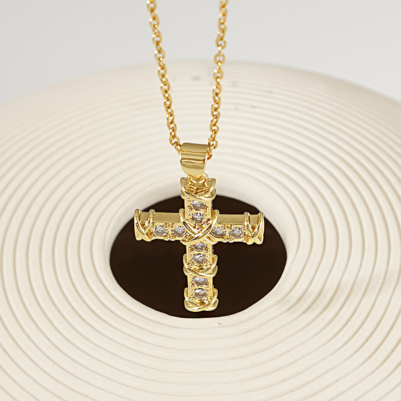 Colliers retro Faith 18 carats