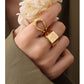 Bague retro Butterfly Hibiscus plaque or 18 carats